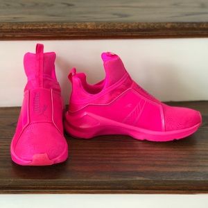 puma fierce pink glo